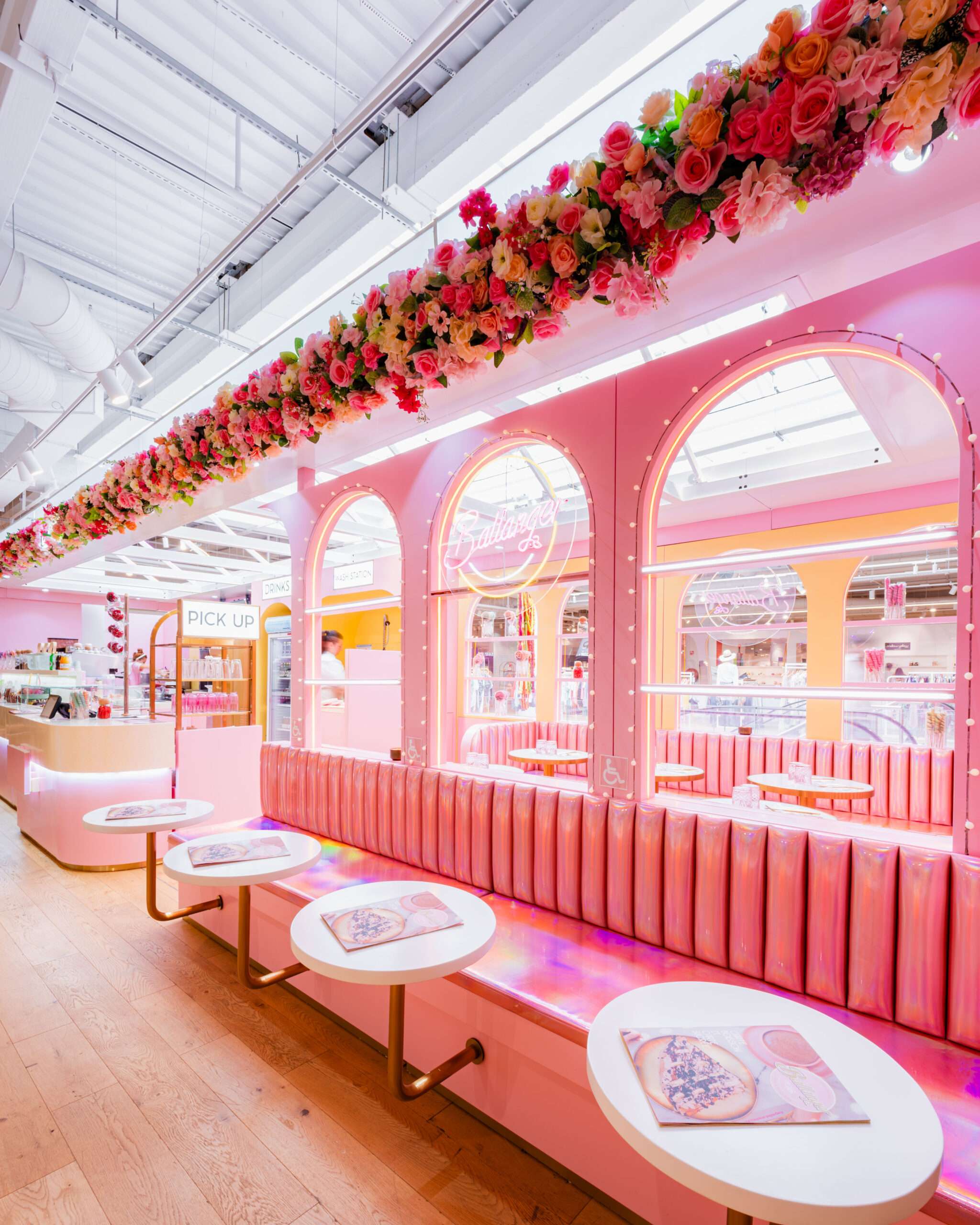 Corner ballanger / galeries lafayette