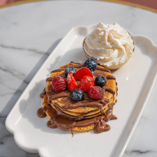 pancakes NUTELLA BERRY BLOSSOM